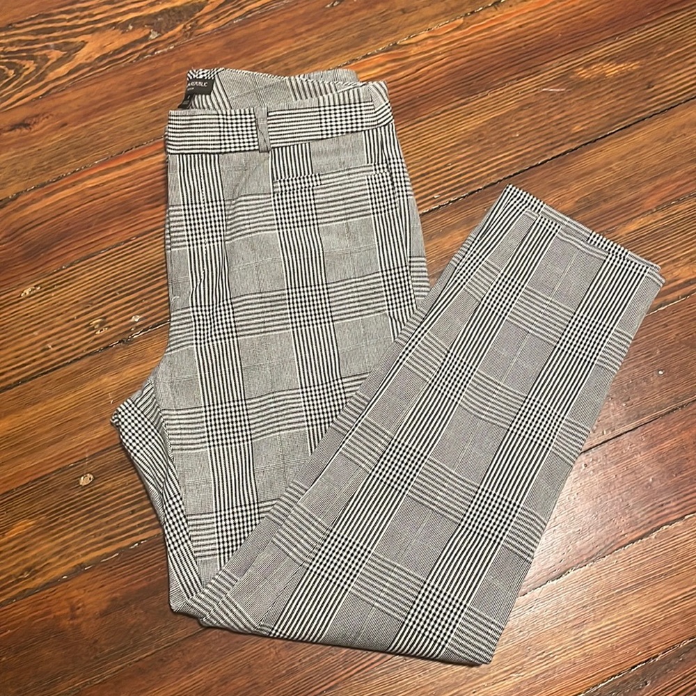 Banana Republic Size 4 Sloan Pant